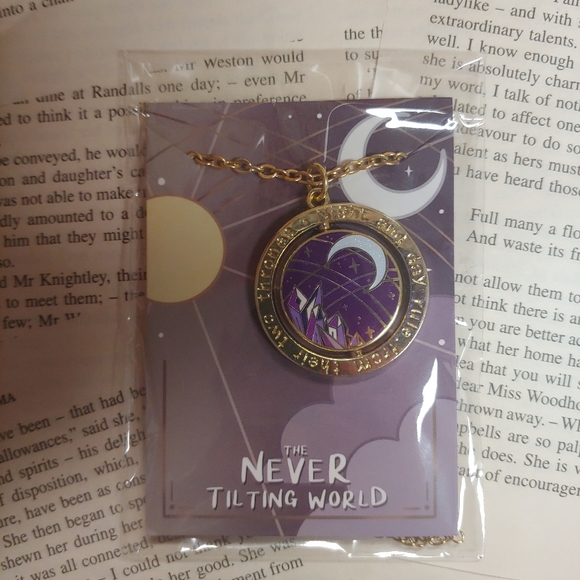 *Illumicrate*  Night And Day Spinning Pendant - Picture 2 of 6